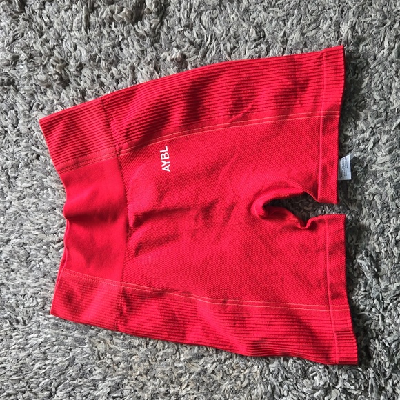 AYBL reflex seamless shorts Size S Red - Picture 2 of 5